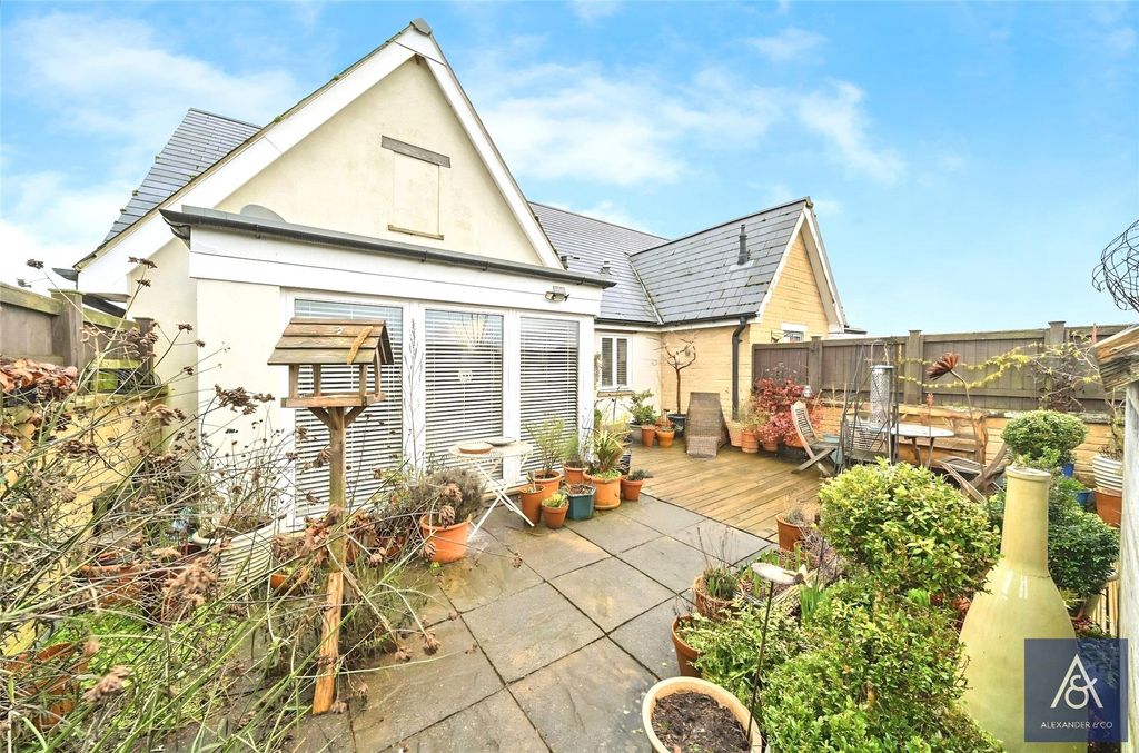 Property photo 2 of 13 Picture No. 49