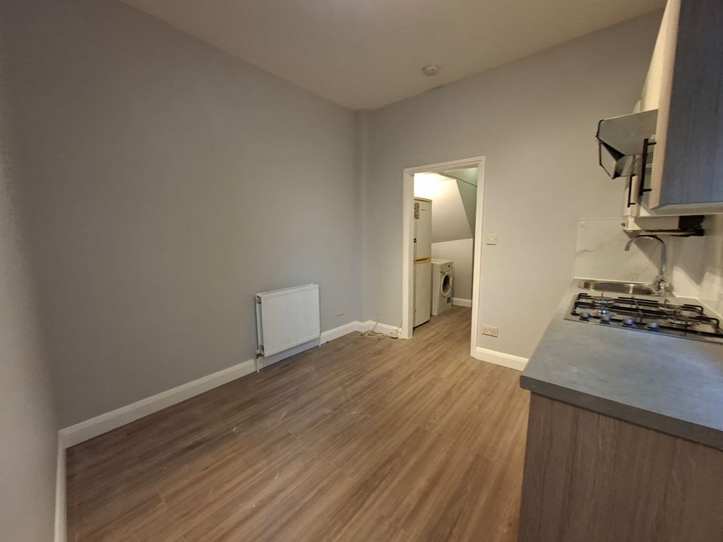 Property photo 2 of 10 Photo 1