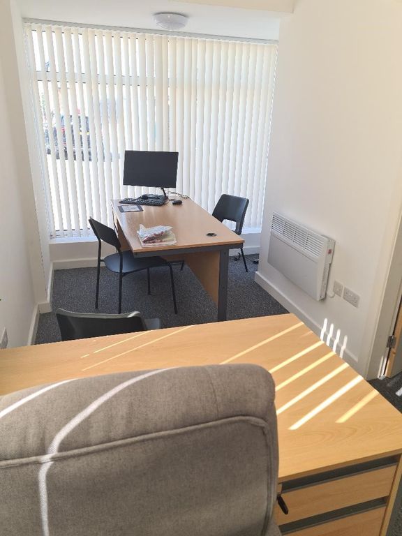 Property photo 2 of 9 Photo 10