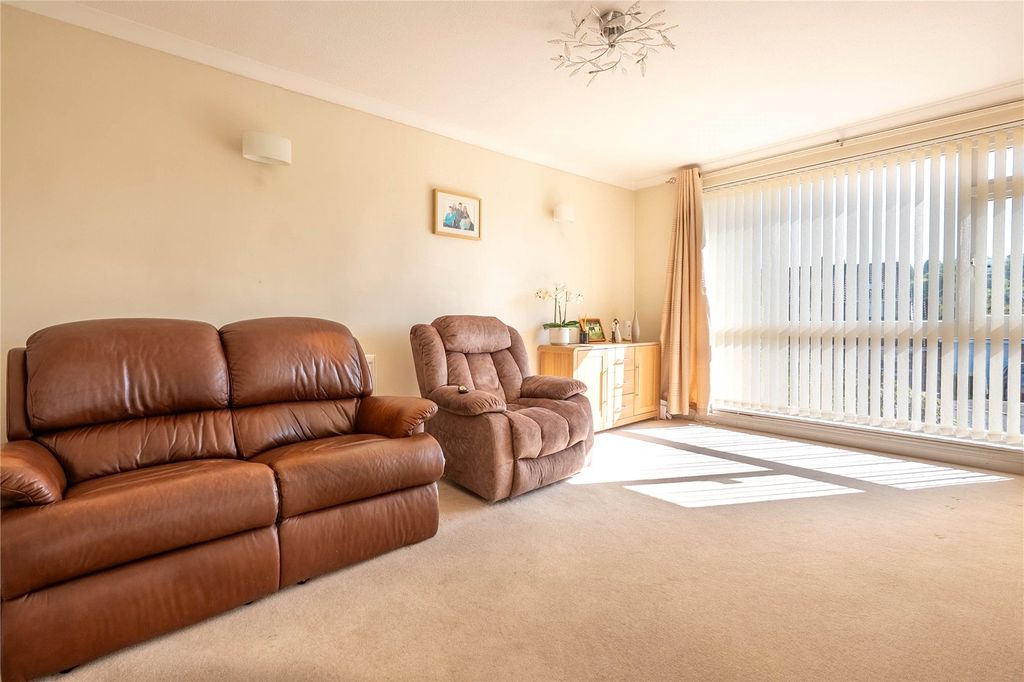 Property photo 3 of 11 Picture No. 09