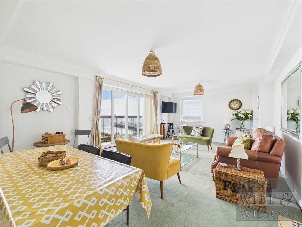 Property photo 1 of 27