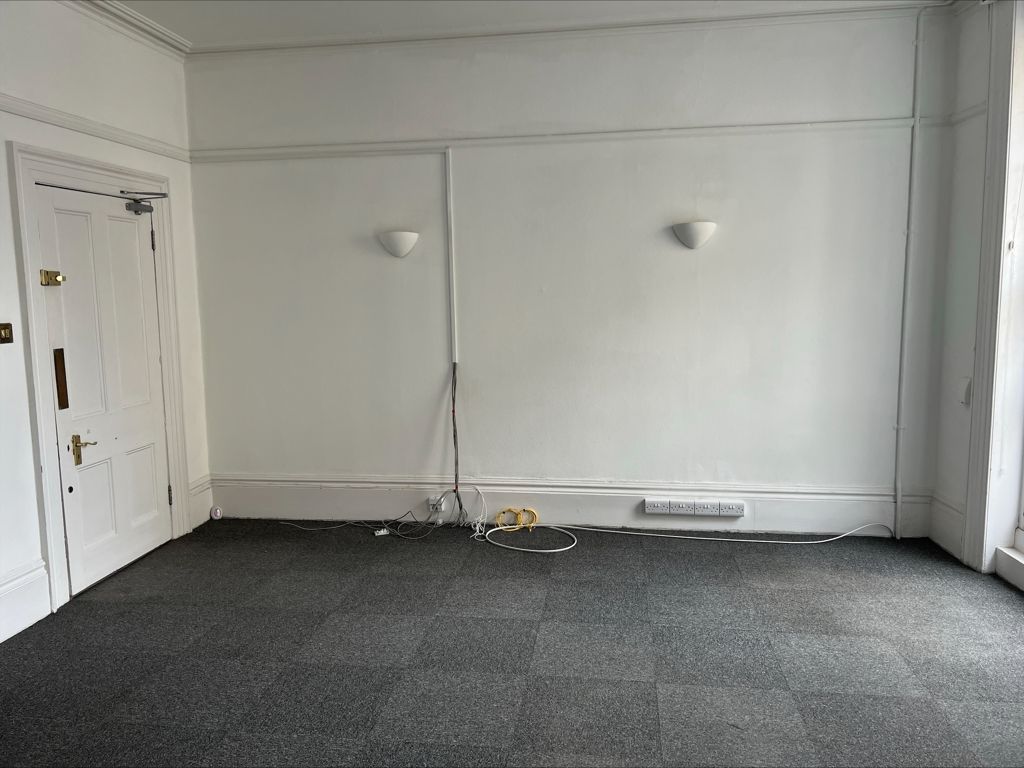 Property photo 2 of 18 Photo 7