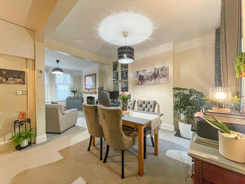 Property photo 2 of 12 3 (2).Png