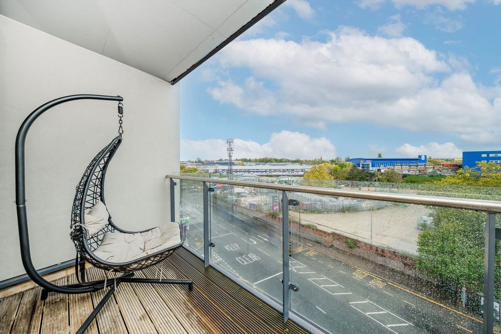 Property photo 3 of 7