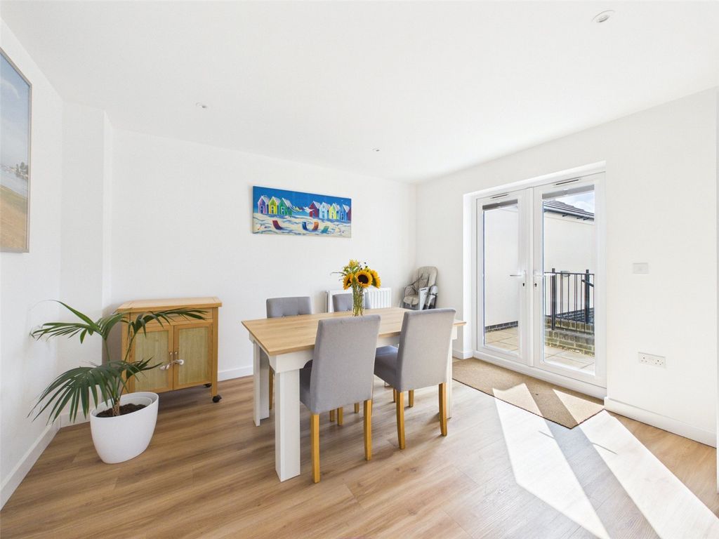 Property photo 3 of 17 Picture No. 09