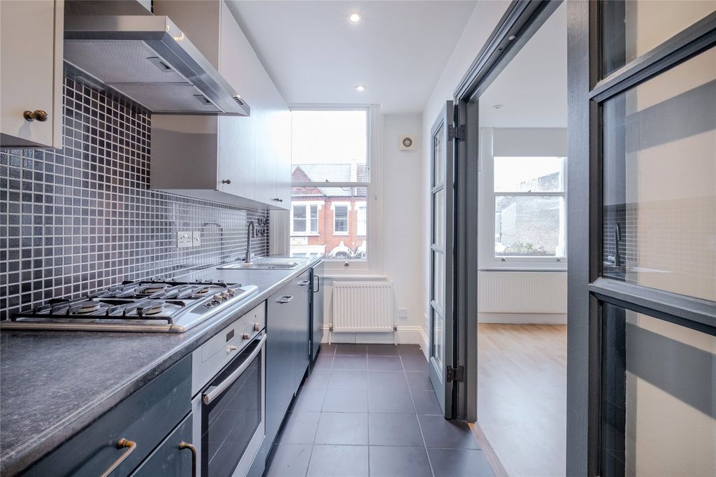 Property photo 2 of 8 Picture No. 06