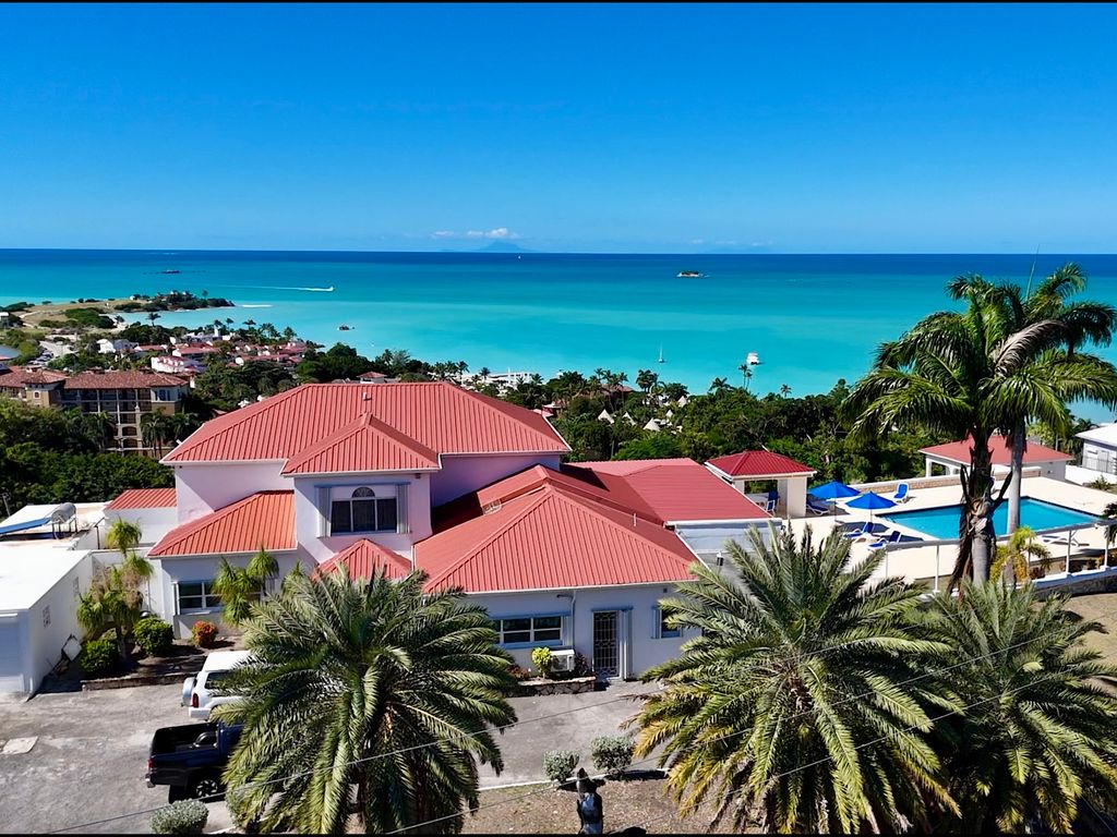 Property photo 2 of 39