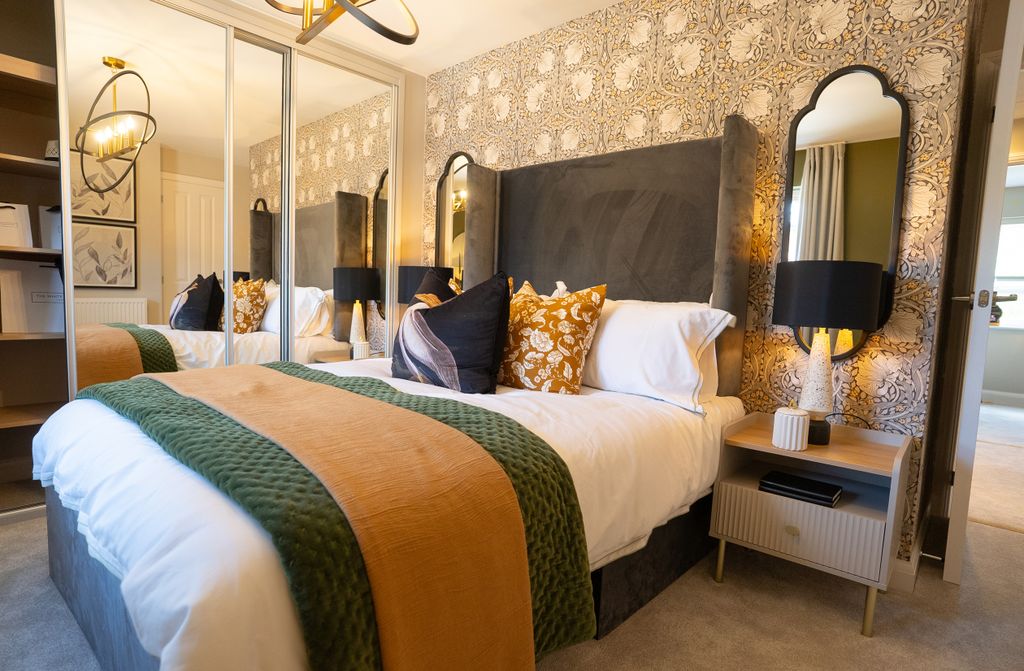 Property photo 3 of 7 Otters Reach Alder Show Home Main Bedroom