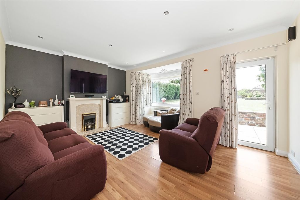 Property photo 2 of 15 Reception Room