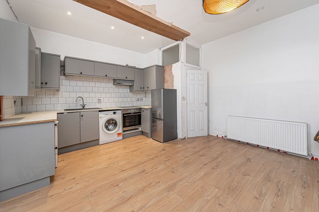 Property photo 2 of 10 Open Plan Lounge/Kitchen