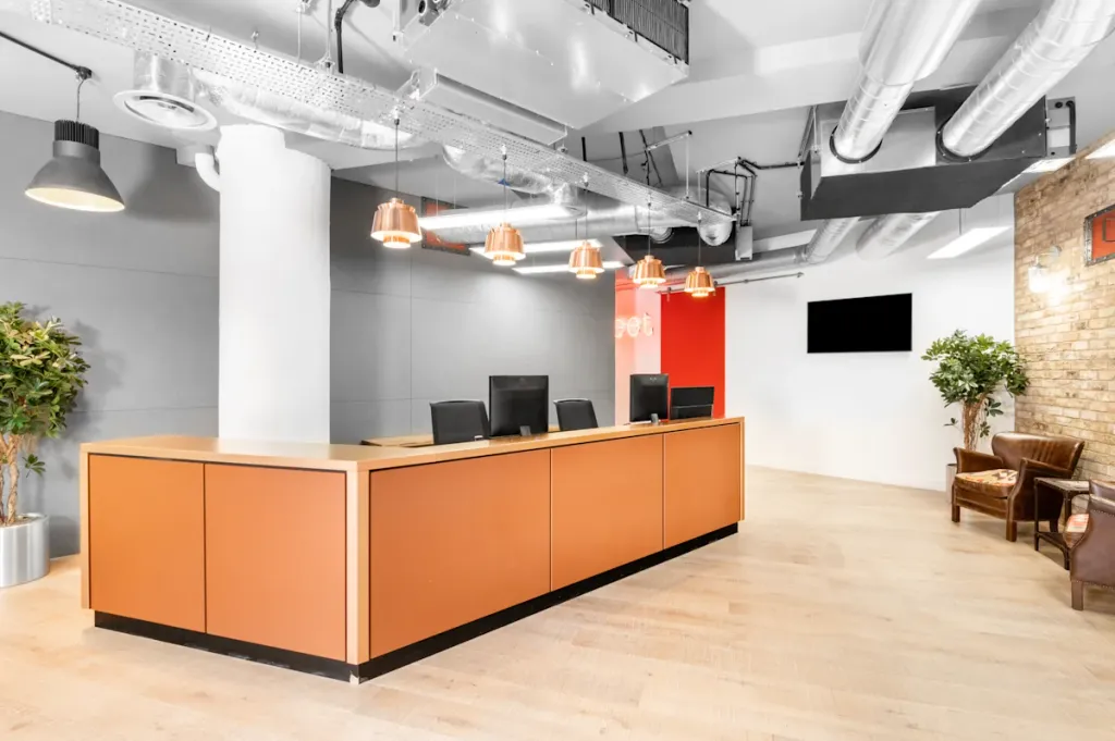 Property photo 2 of 6