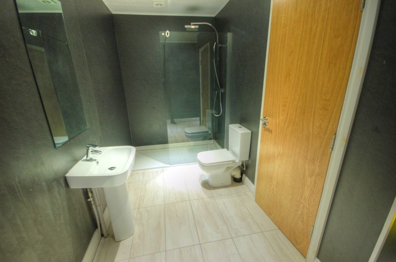 Property photo 3 of 4 Photo 4