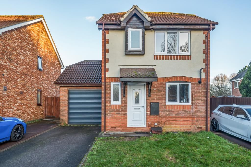 Property photo 1 of 19 External Front