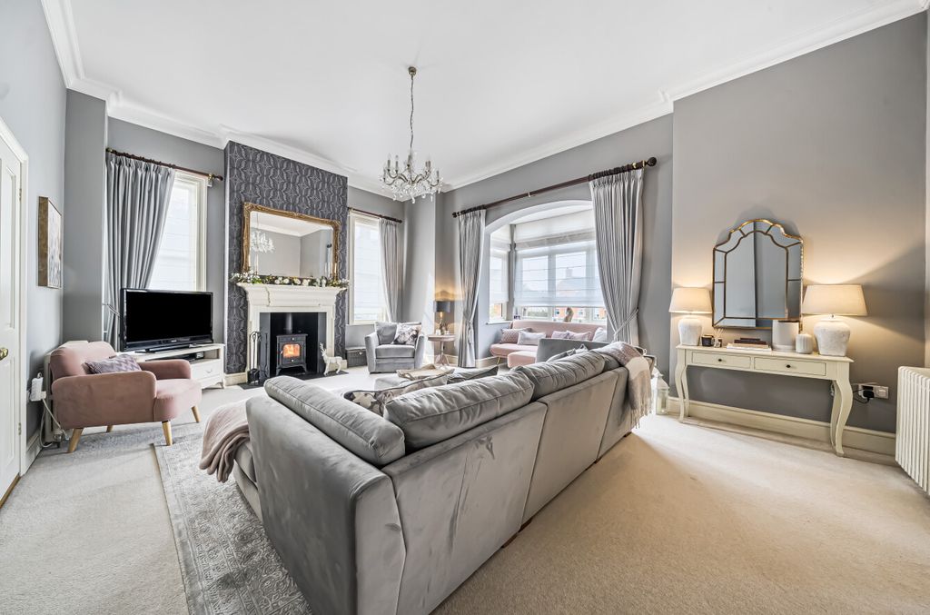 Property photo 2 of 30 1356409168Dd2Ec66F69E