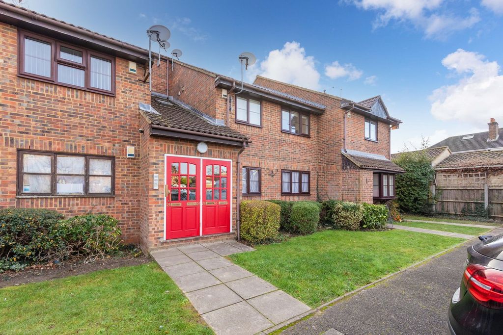 Property photo 1 of 17