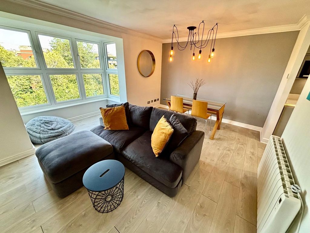 Property photo 2 of 13 Picture No. 06