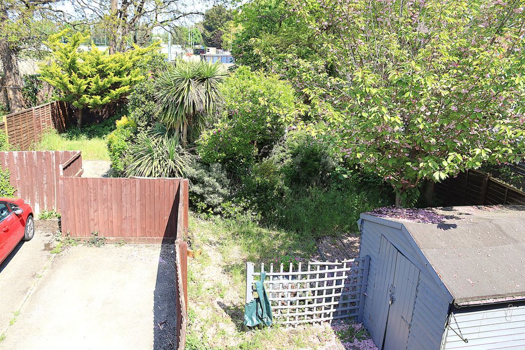 Property photo 2 of 15