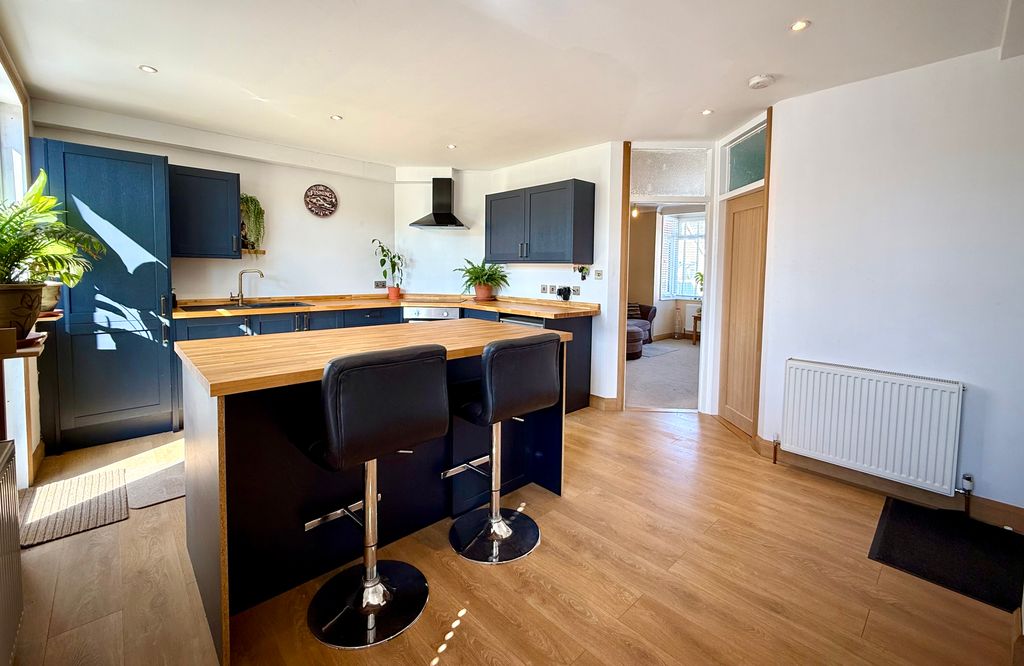 Property photo 2 of 14 Img_6141
