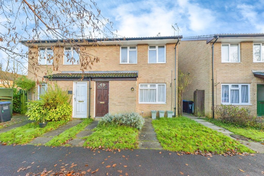 Property photo 1 of 8 Exterior