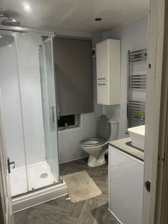 Property photo 3 of 3