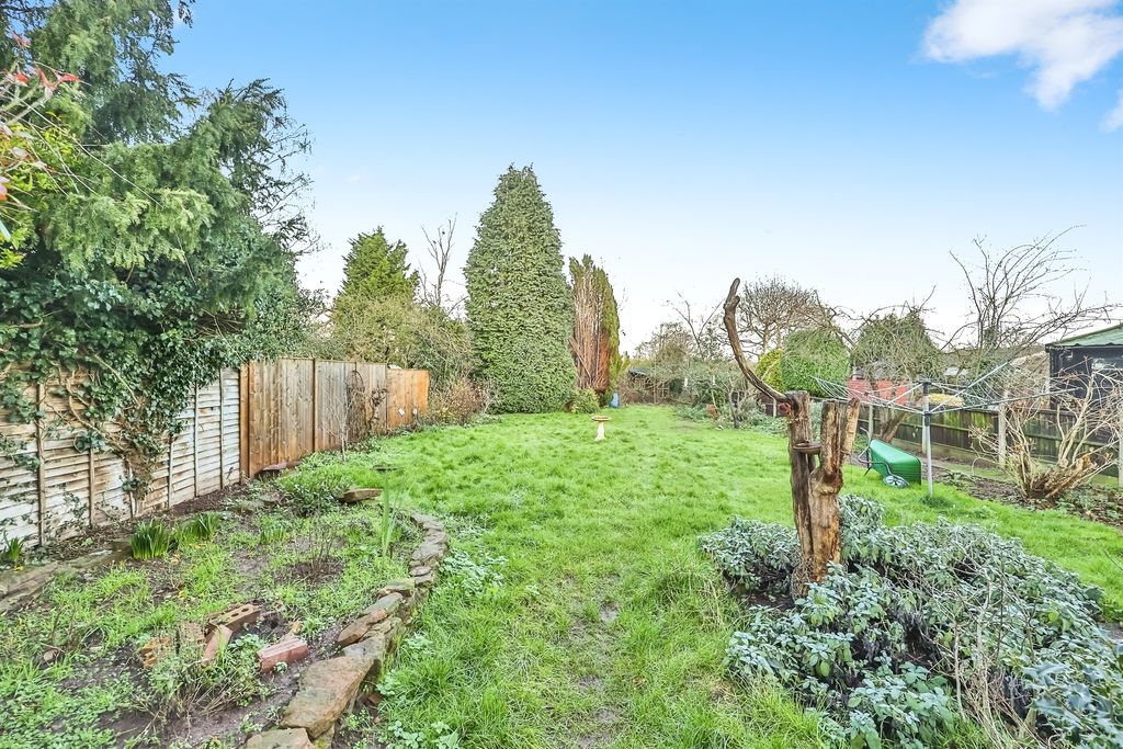 Property photo 2 of 29