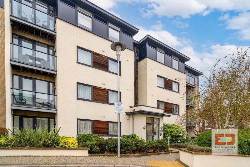 Property photo 1 of 13 Front