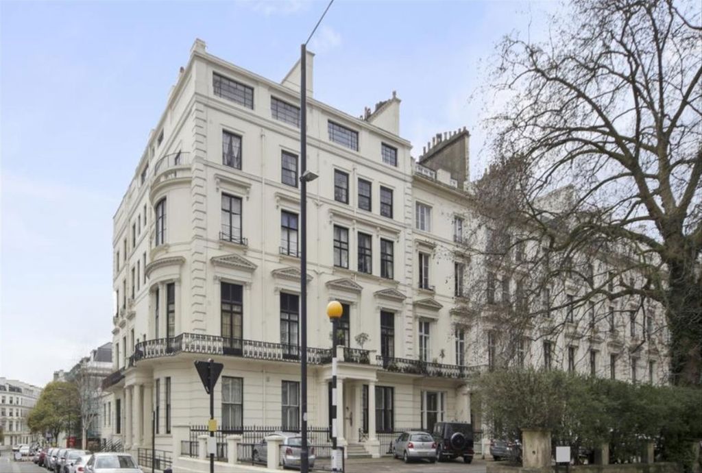 Property photo 1 of 1