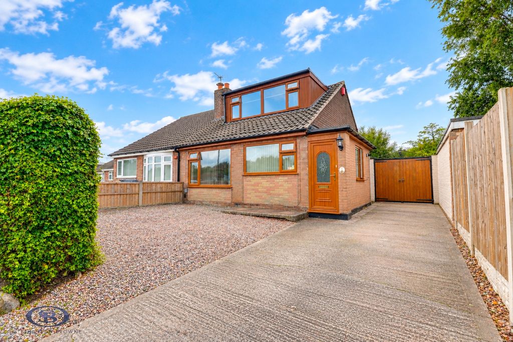 Property photo 1 of 20 Pbox-Img.Jpg
