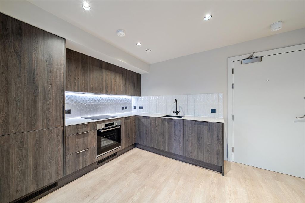 Property photo 3 of 17 1425791-1-69B87A4A3E19d.Jpg