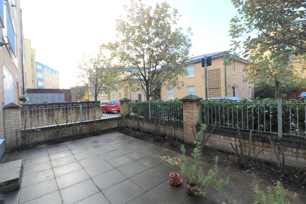 Property photo 2 of 8 Vicinity House.Jpg
