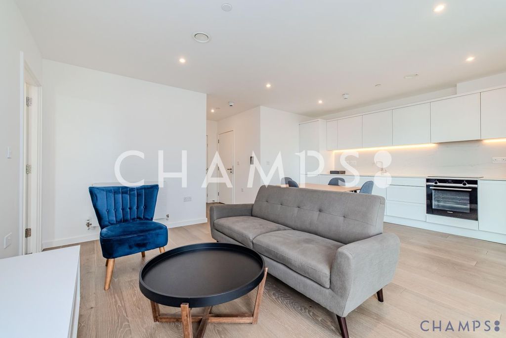 Property photo 2 of 7 Gallery