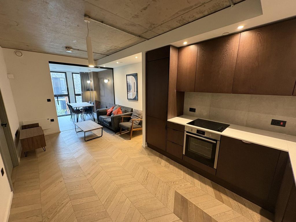 Property photo 2 of 11 Kitchen