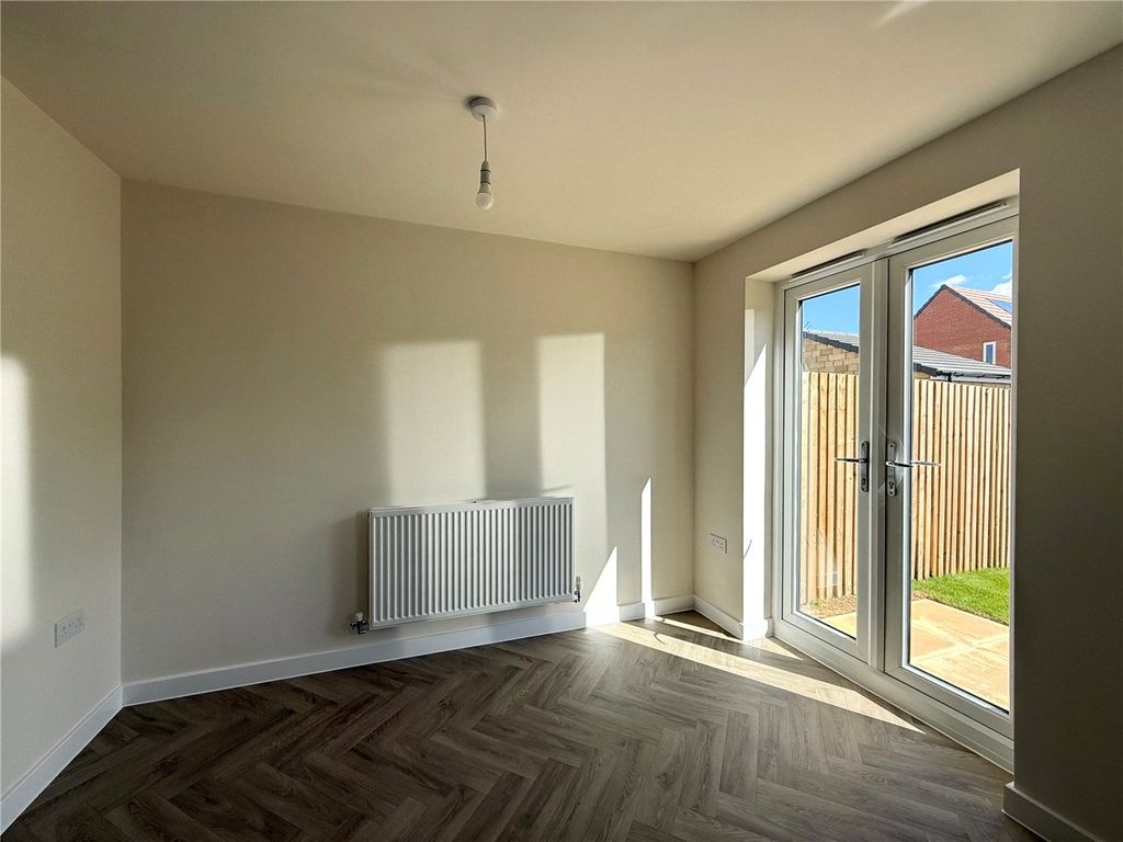 Property photo 3 of 10 Picture No. 04