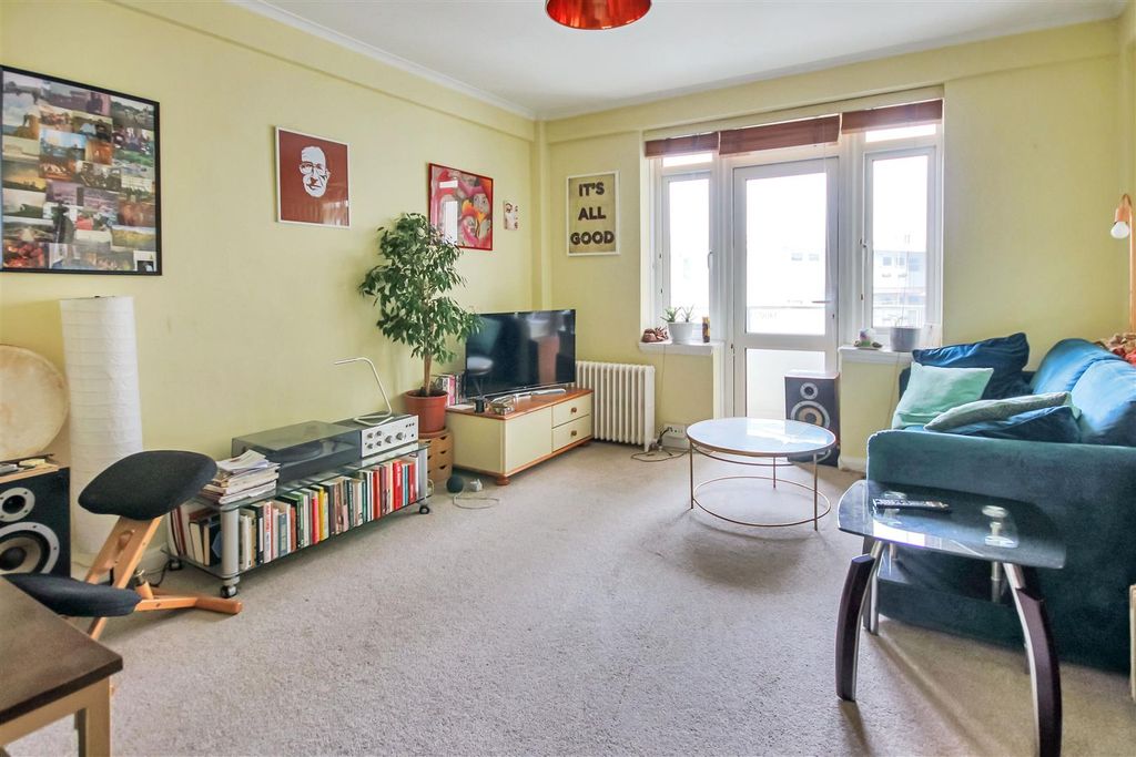 Property photo 2 of 8 Living Room