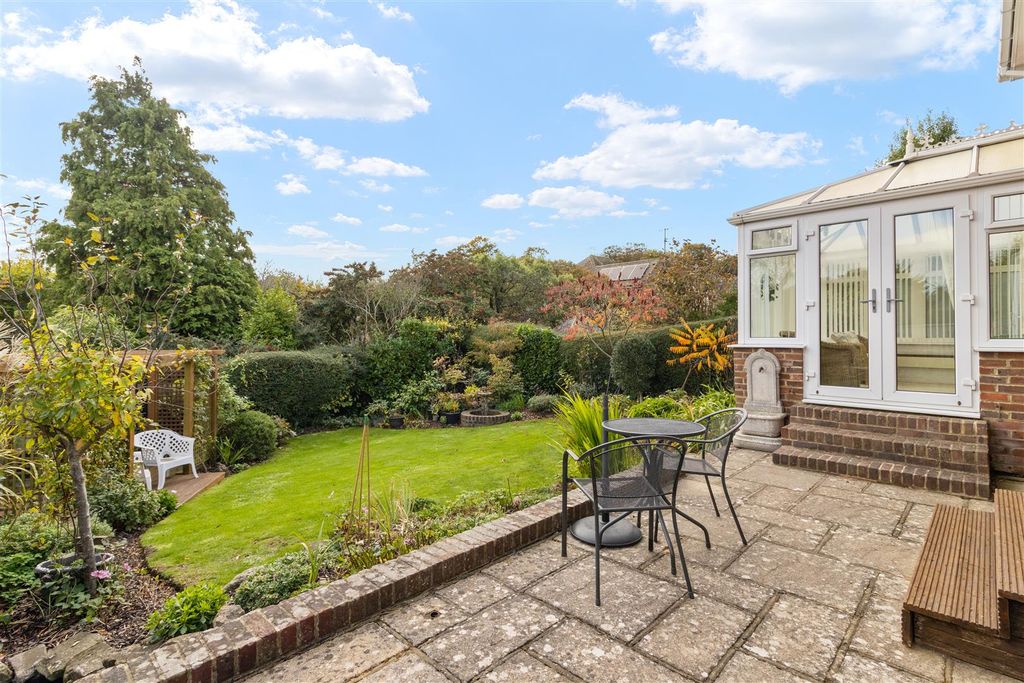 Property photo 2 of 21 Rear Garden