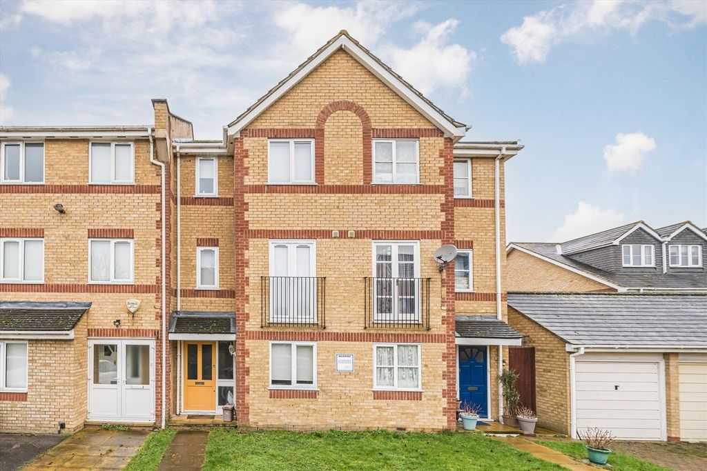 Property photo 1 of 3