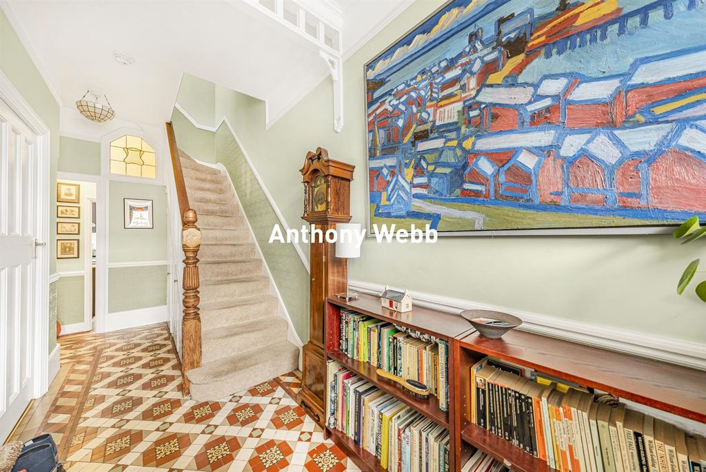 Property photo 3 of 26 Hallway