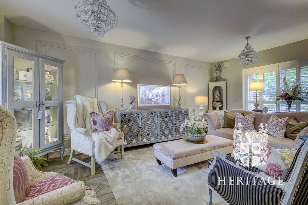 Property photo 3 of 28 Picture No. 11