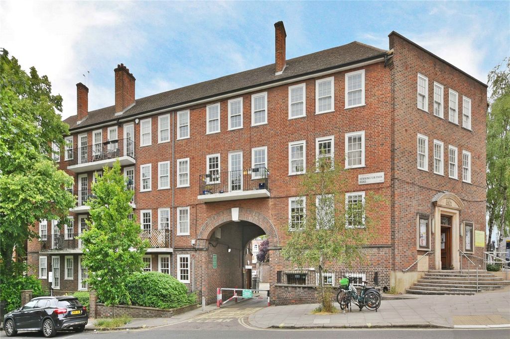 Property photo 3 of 15 Picture No. 16