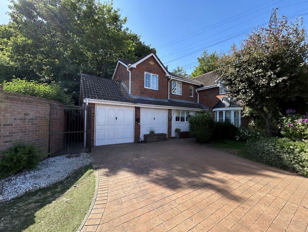 Property photo 1 of 21