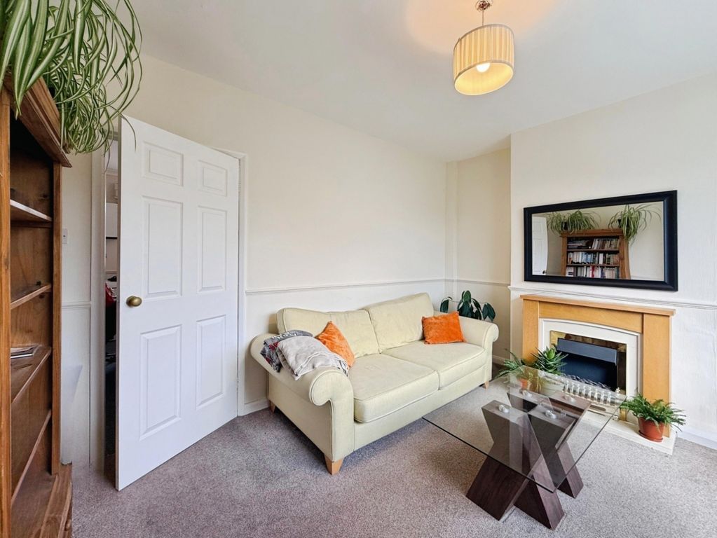Property photo 2 of 7 Pbox-Img.Jpg
