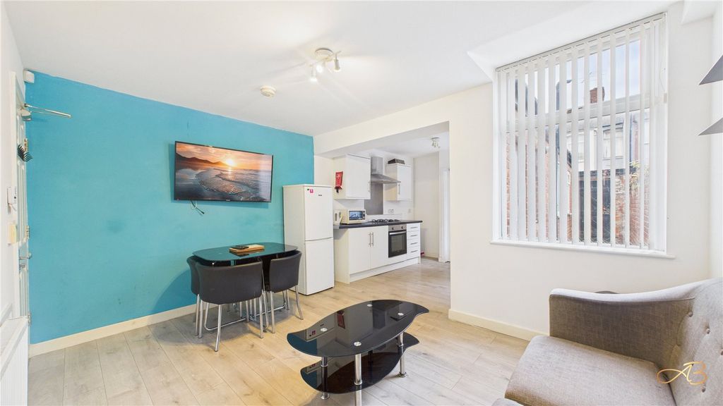 Property photo 3 of 4 Picture No. 07