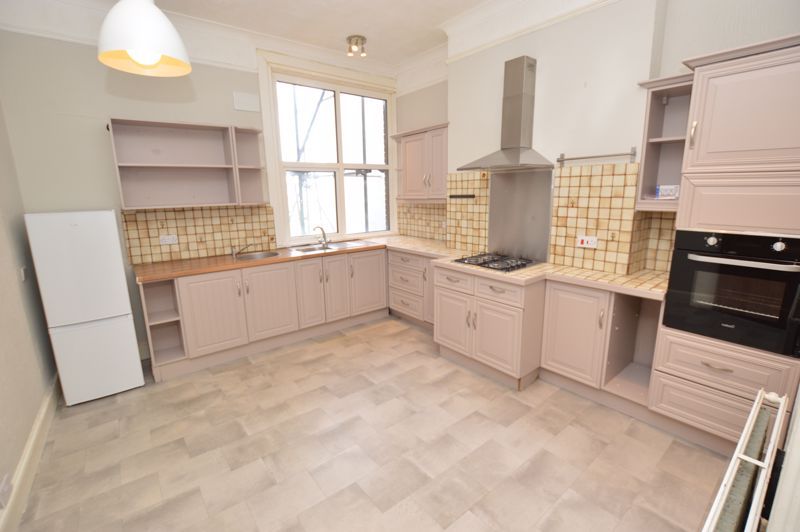 Property photo 2 of 8 Kitchen-Breakfast Room