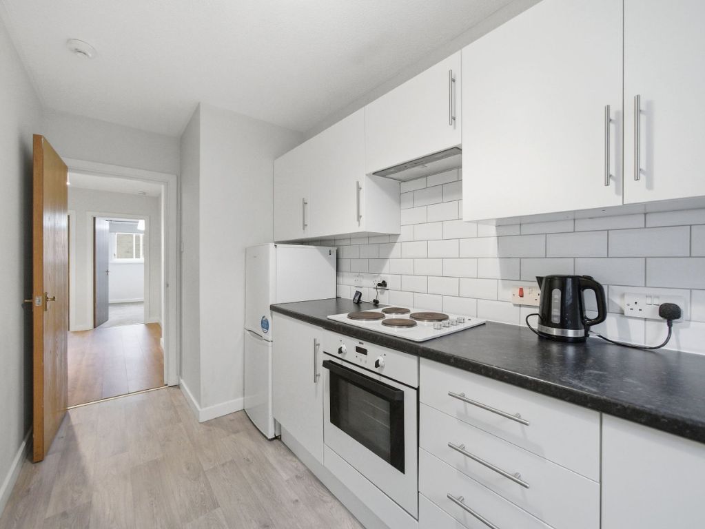 Property photo 3 of 15 Picture 3