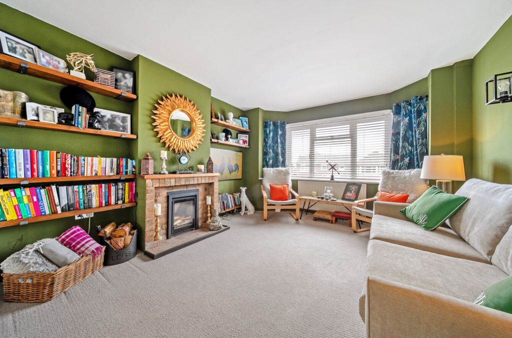 Property photo 3 of 23 1470606-14-6A202Cb7349d9