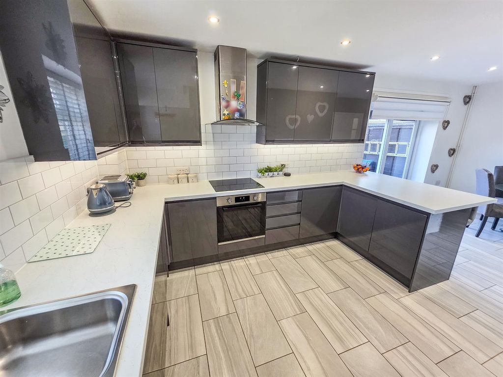 Property photo 2 of 27 20251104_111853.Jpg