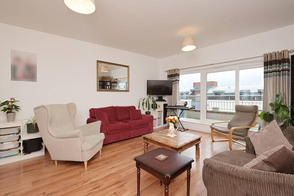 Property photo 2 of 29