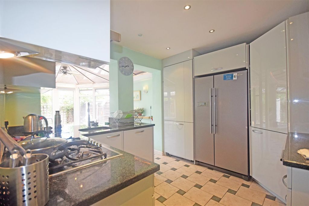 Property photo 2 of 10 1.Jpg