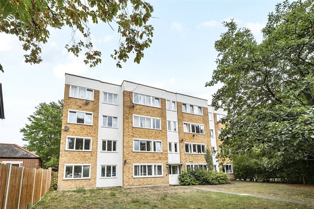 Property photo 1 of 15 External