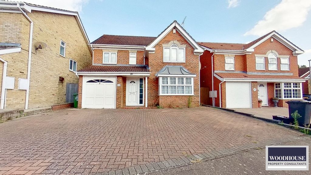 Property photo 1 of 33